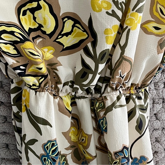 Floral Print Jumpsuit Made In Italy - Picture 12 of 14